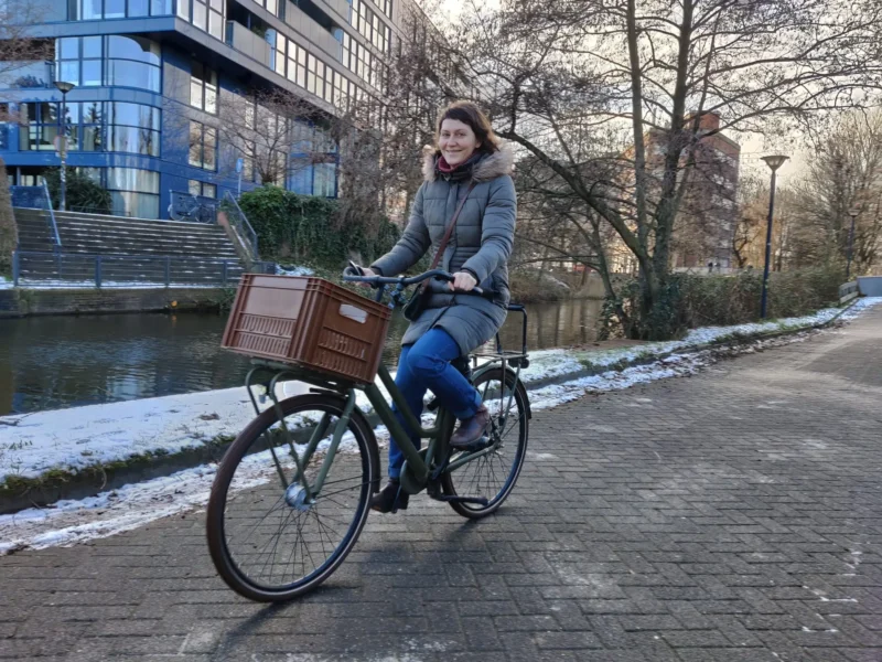 Viola op de fiets in het Griftpark